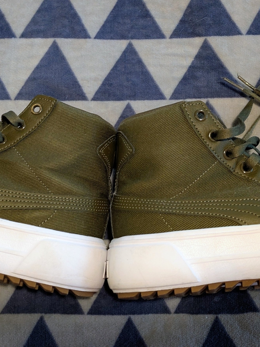 PUMA KAIA ARMY GREEN PLATFORM HIGH TOPS - Picture 4 of 7